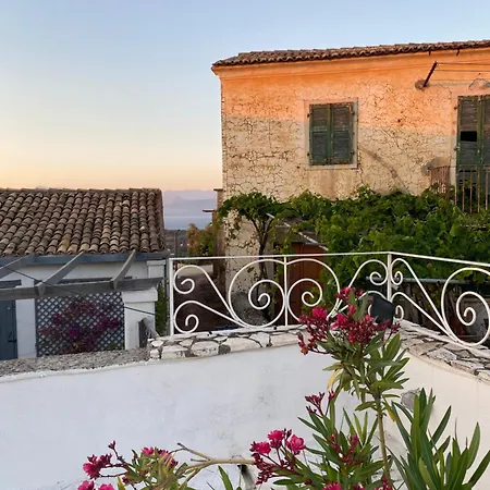 Jasmine, Sea And Mountain View In Peaceful Hamlet * Krinias